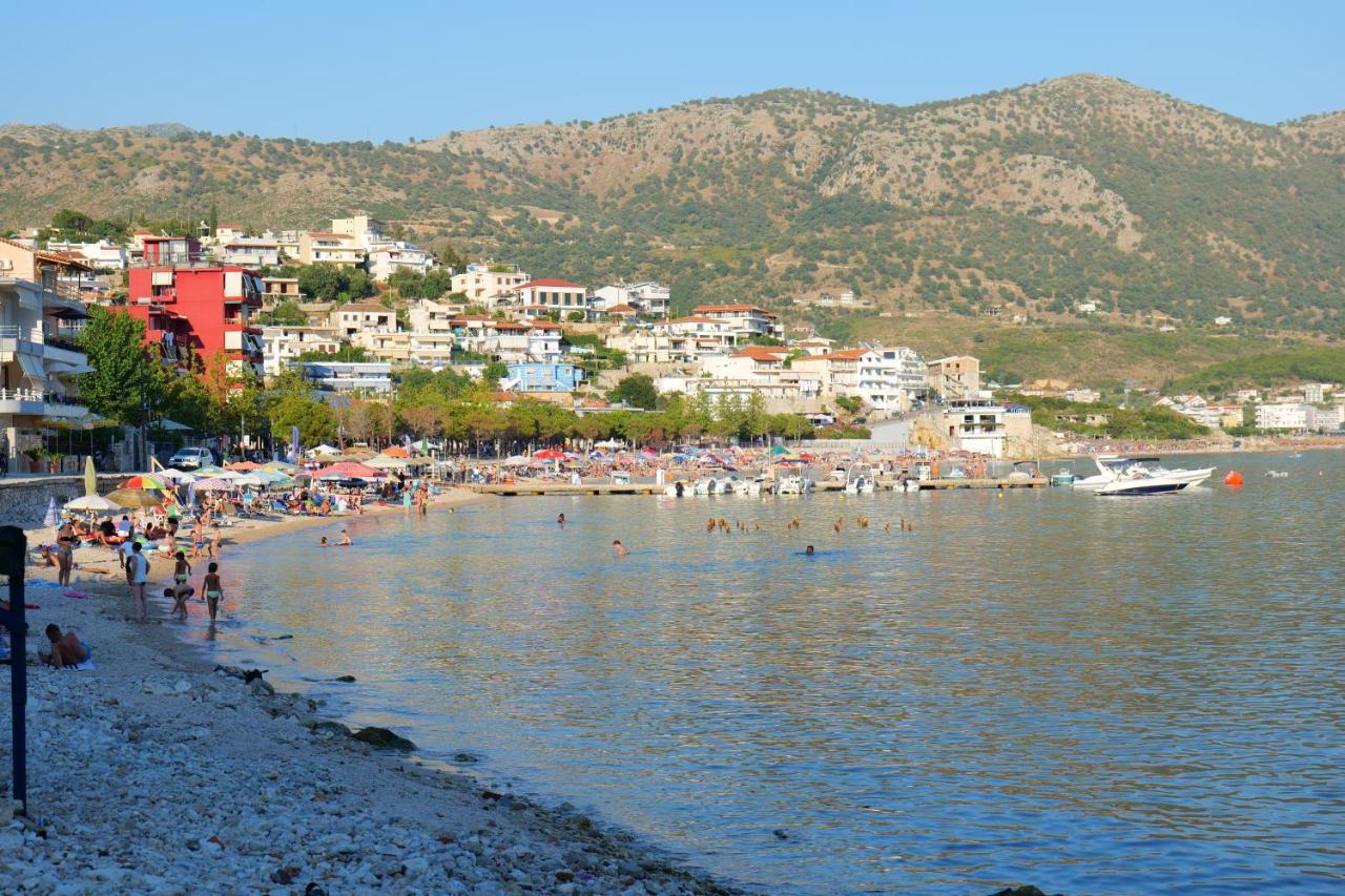 Royal 1967 Bed & Breakfast Himarë Dış mekan fotoğraf