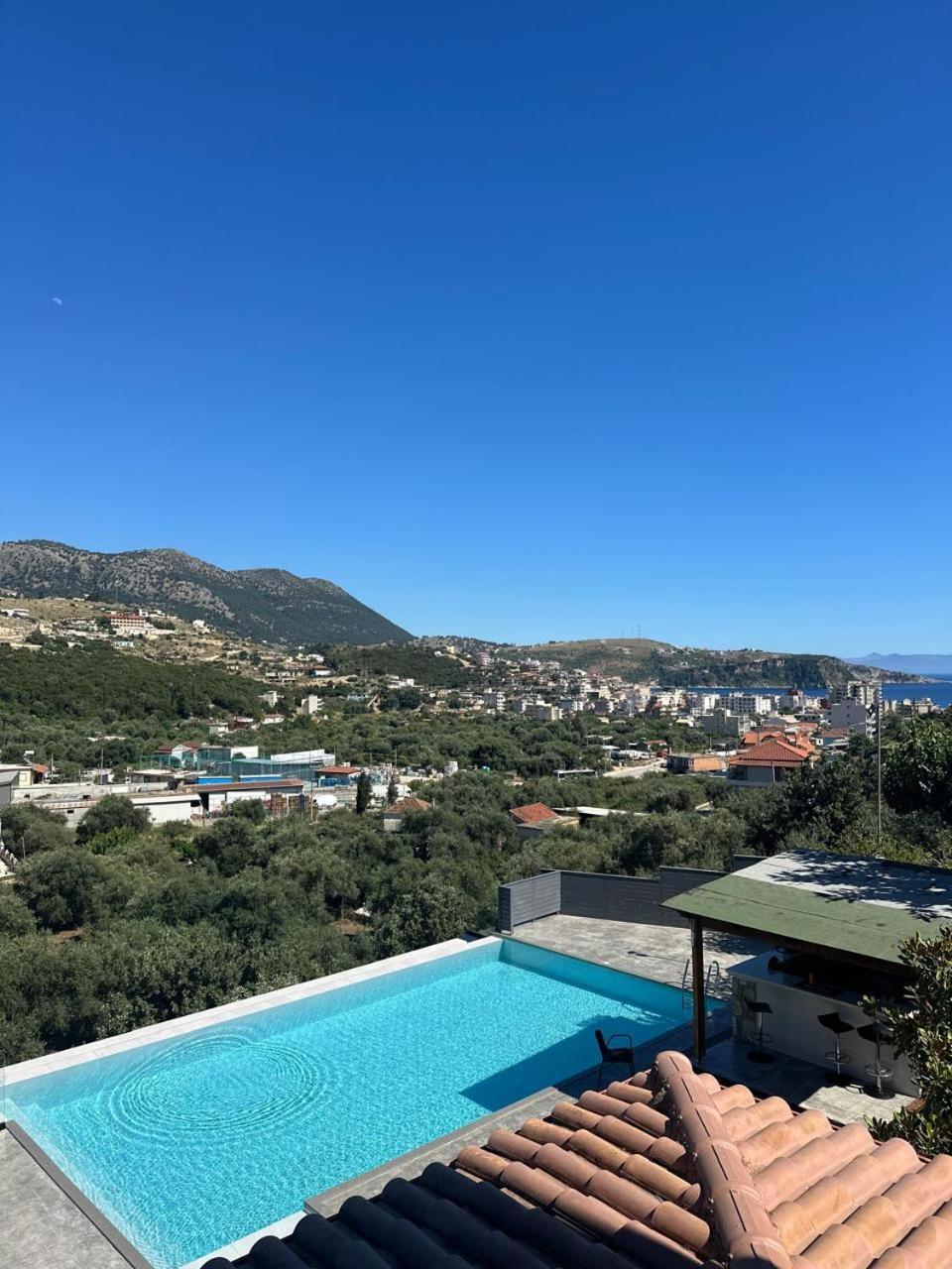 Royal 1967 Bed & Breakfast Himarë Dış mekan fotoğraf