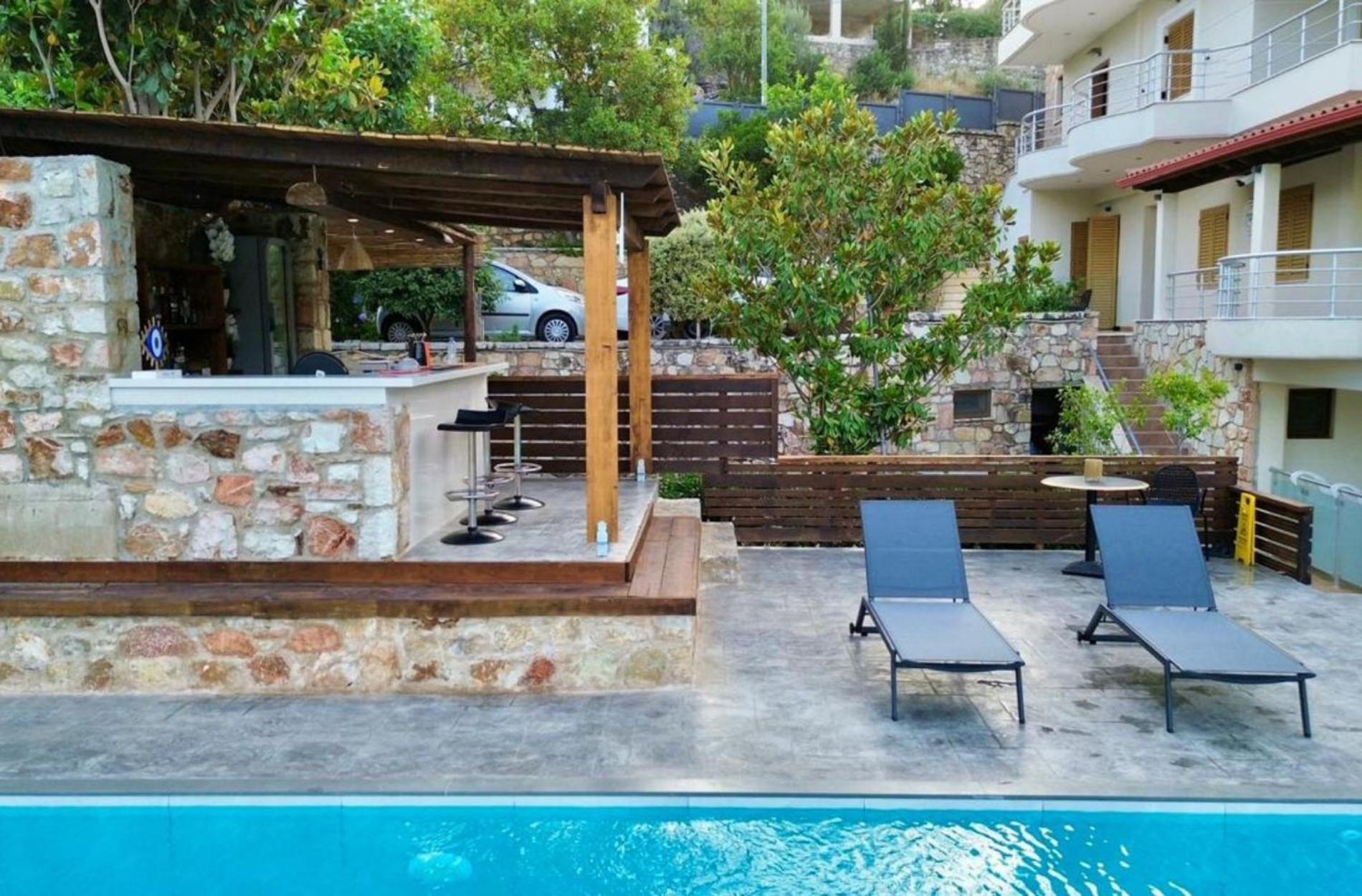 Royal 1967 Bed & Breakfast Himarë Dış mekan fotoğraf